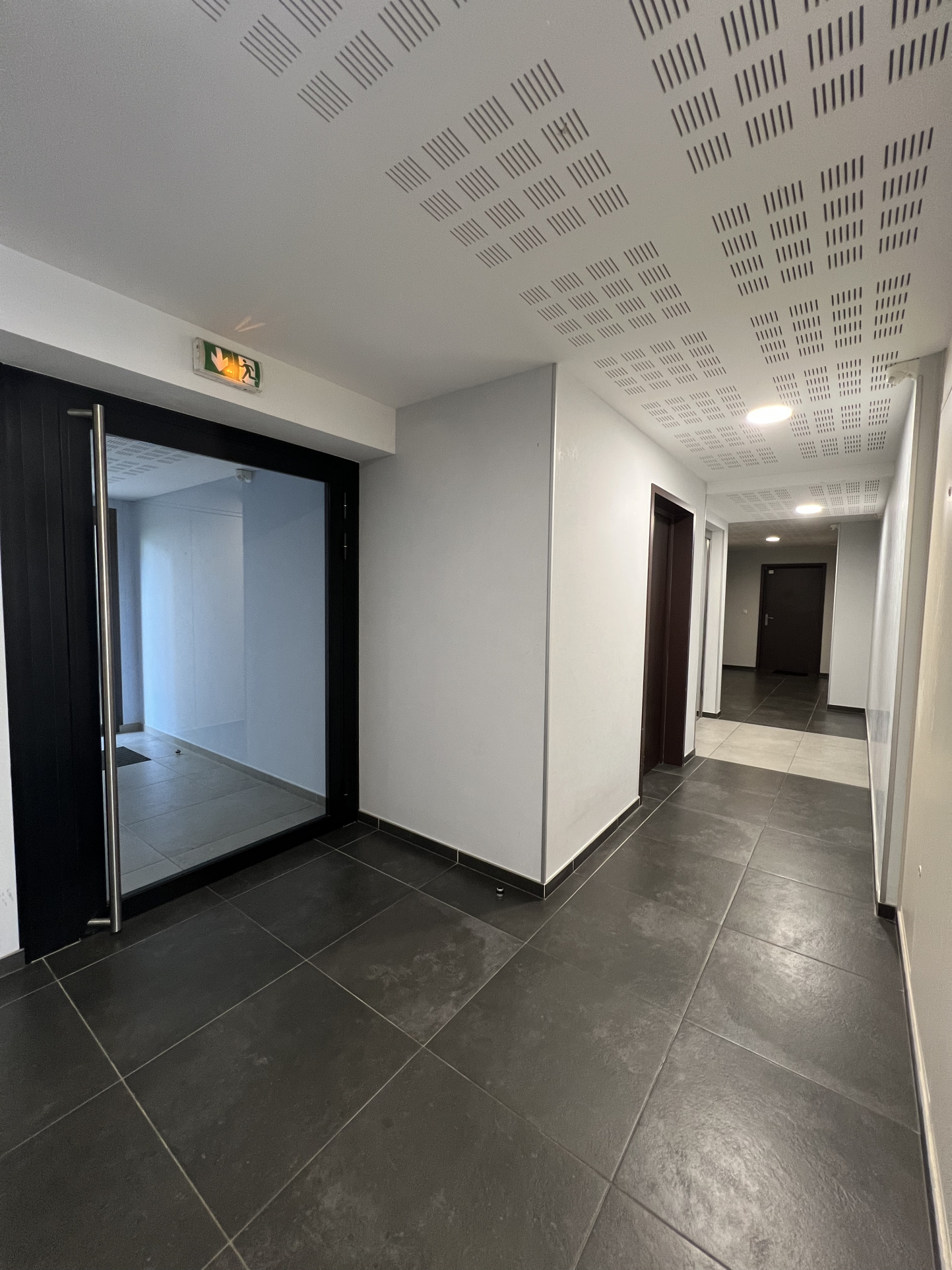 Studio à vendre à Olivet, 27,77 m², 1 pièce – photo 3 sur 7
